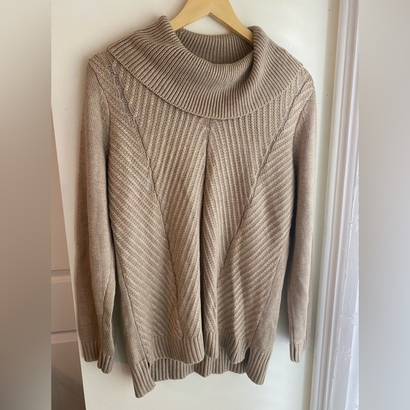 Clavin Klein Tan Beige Cowl Neck Sweater Long Sleeve Women’s Size Large Knit - Picture 1 of 6